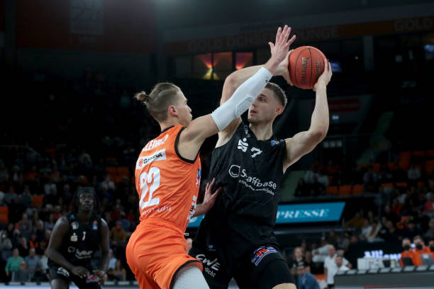 辛纳力量的 辛纳力量的